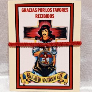 Pulsera roja con dije de Gauchito Gil